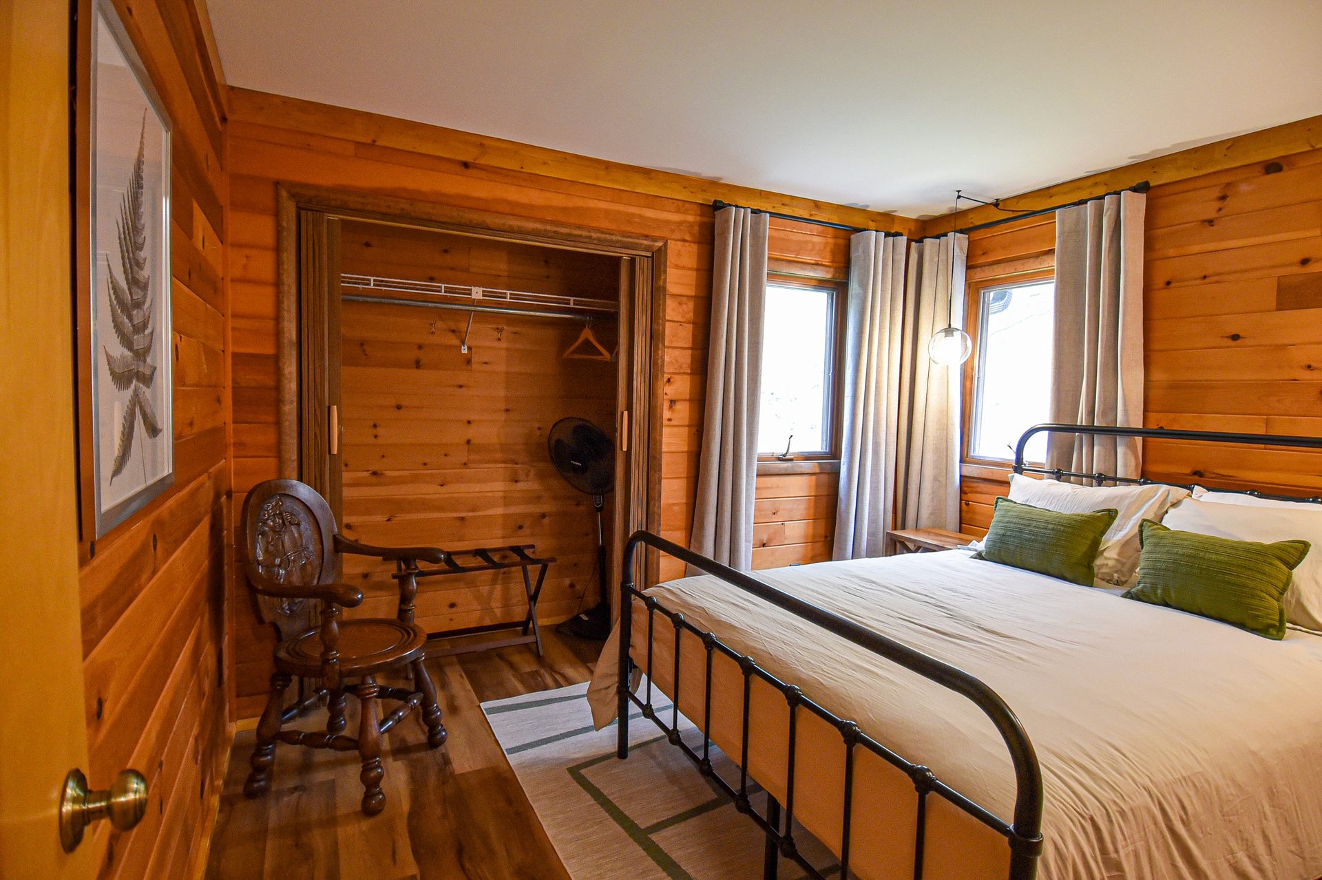Lower Level Bedroom — Queen (2)