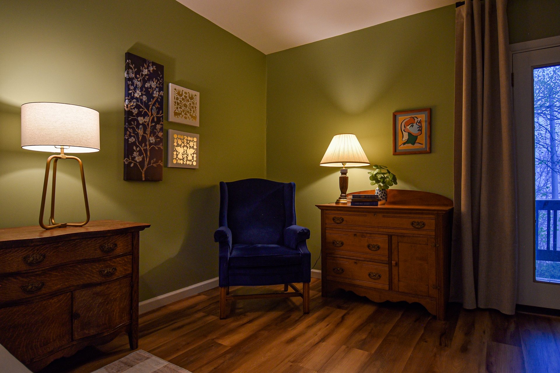 Primary Bedroom — King Suite